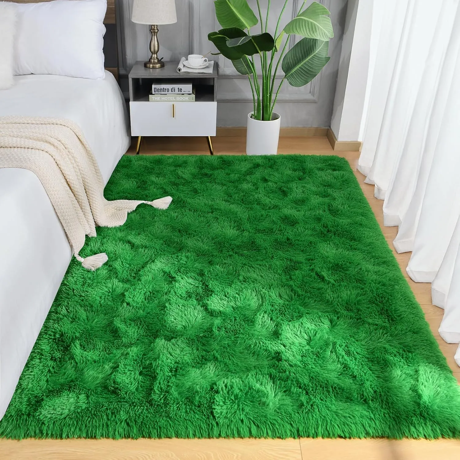 AROGAN Luxury Soft Shaggy Carpet, 6x9 Feet Bedroom Area Rug for Living Room, Fluffy Plush for Kids Girls Playroom Dorm, Teen Room Nursery Decor, Green