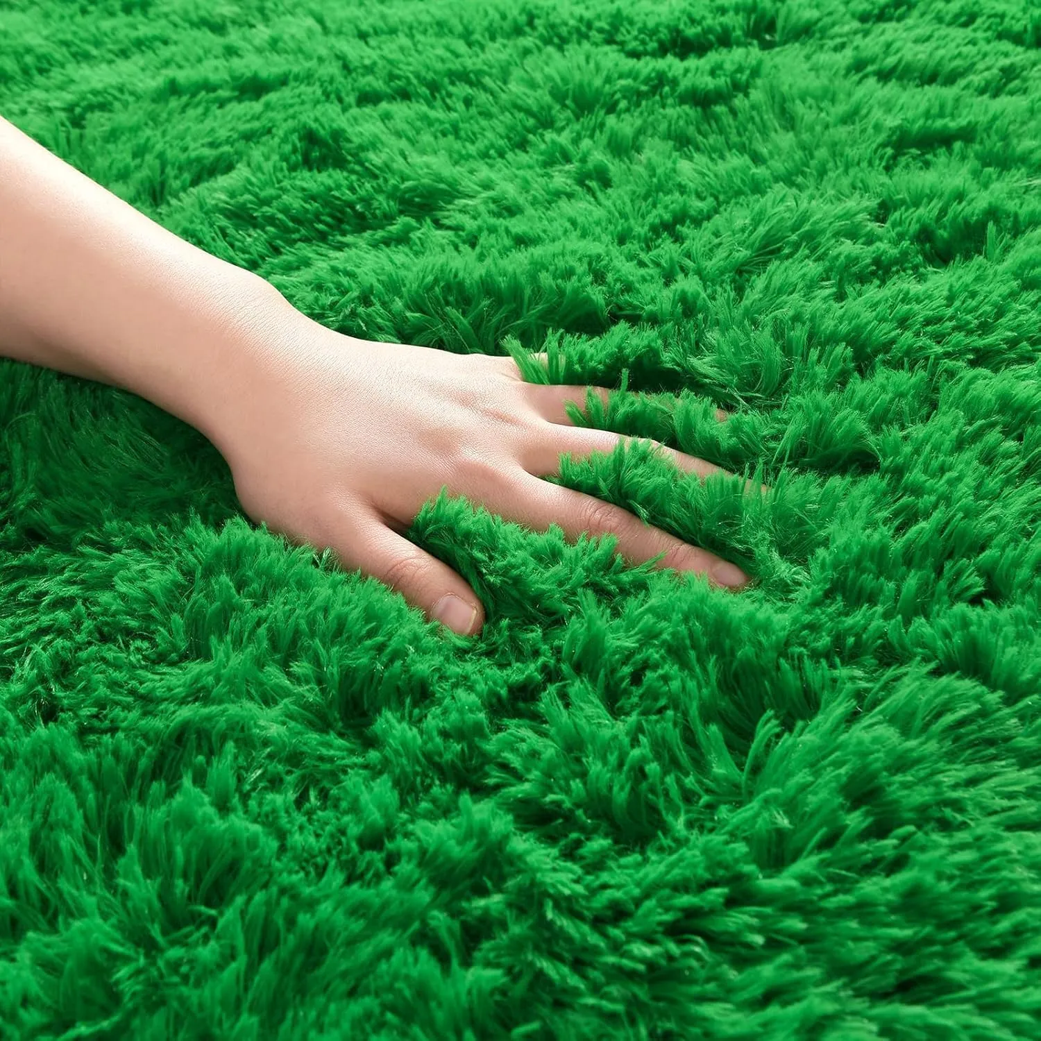 AROGAN Luxury Soft Shaggy Carpet, 6x9 Feet Bedroom Area Rug for Living Room, Fluffy Plush for Kids Girls Playroom Dorm, Teen Room Nursery Decor, Green