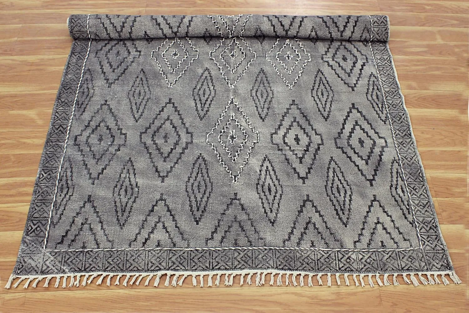 Collection Square Rug - 8x8 Ft Dark Gray & Black Cotton Dhurrie Moroccan Kilim Rug Indoor Outdoor Use Carpet Flatweave Rug High Traffic Area in Bedroom Bedside Custom Mat & Dining Table