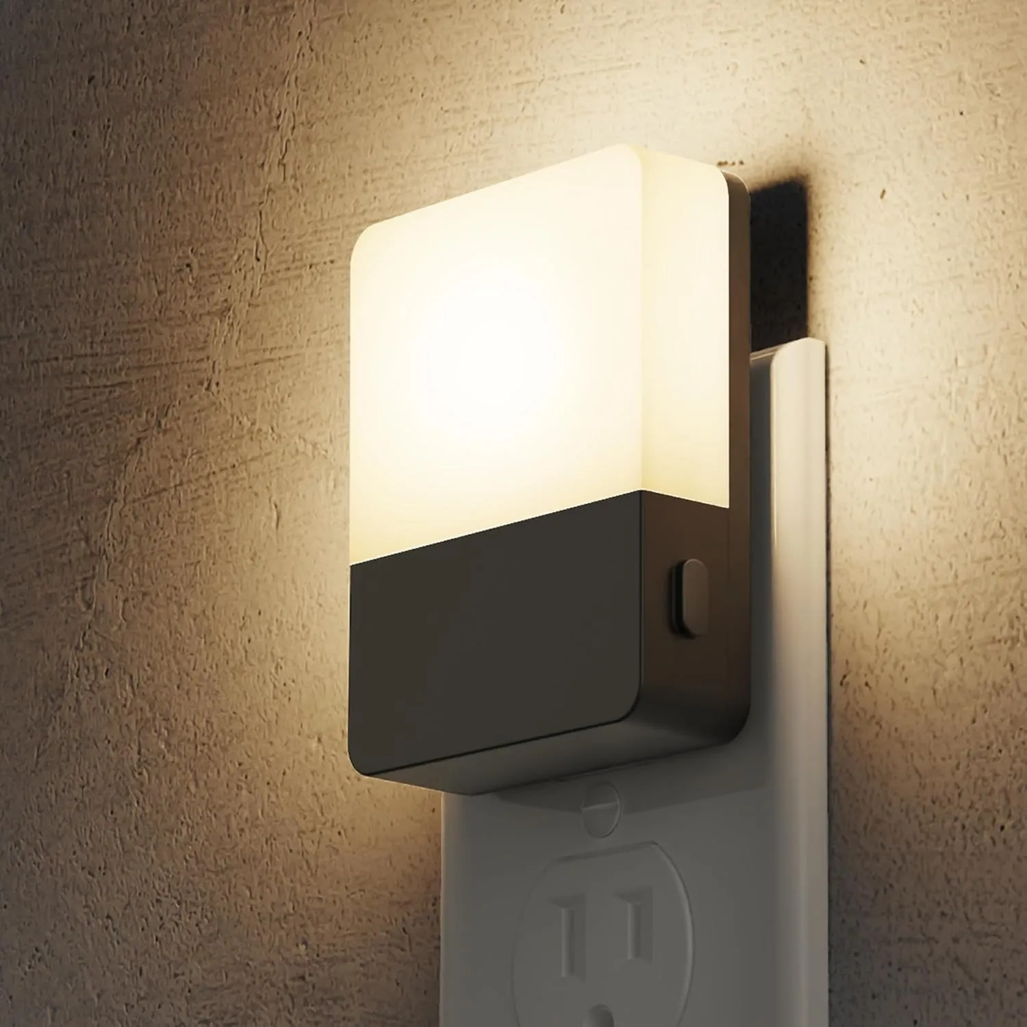 Night Light Plug into Wall [2 Pack], Night Light with Dusk to Dawn Light Sensor, Soft White 3000K, 3 Level Adjustable Brightness Nightlights, Unique Design for Use in Bedroom, Hallways,Bathroom